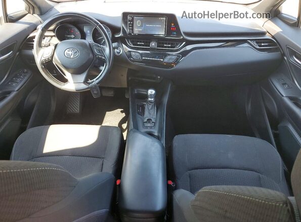 NMTKHMBX8JR020271 2018 TOYOTA C-HR Red 