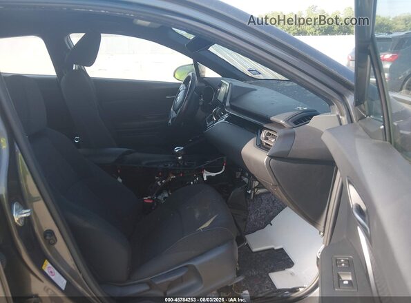 NMTKHMBX8JR021095 2018 TOYOTA C-HR Gray Widok wnętrza z przodu
