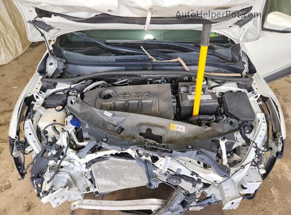 NMTKHMBX8KR100400 2019 TOYOTA C-HR White Вид задньої частини салону