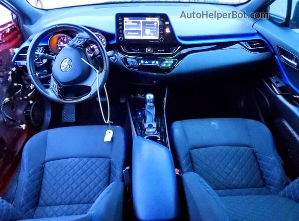 NMTKHMBX8LR114752 2020 TOYOTA C-HR Maroon Widok deski rozdzielczej