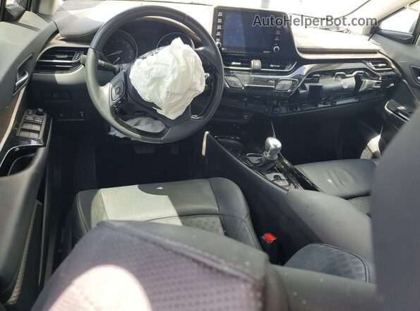 NMTKHMBX9LR117613 2020 TOYOTA C-HR Gray Dashboard view