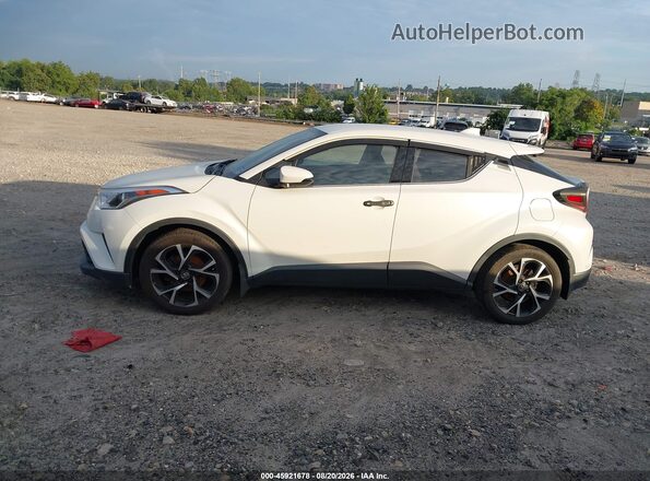 NMTKHMBXXKR095023 2019 TOYOTA C-HR White Панорамний вид салону 360°