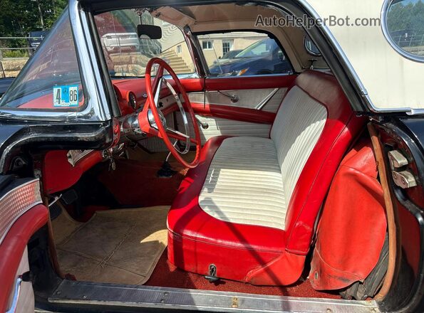 P6FH184094 1956 FORD T-BIRD Black Dashboard view