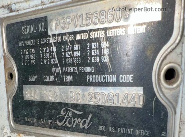 P6PV156860 1956 FORD CROWN VIC Двухцветный Вид задней части салона