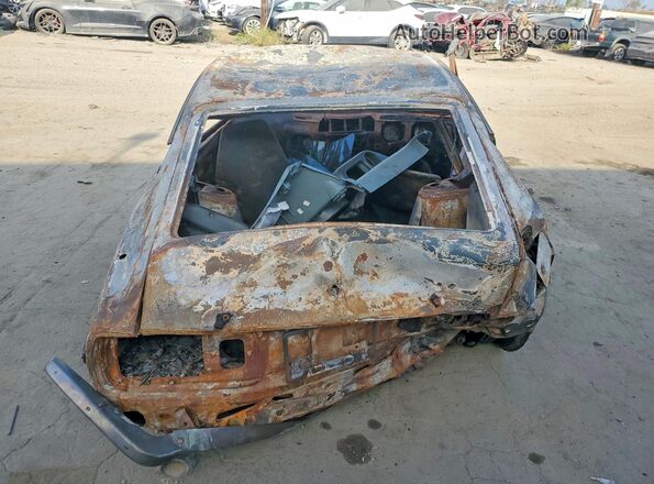S30123130 1975 OTHER 280Z Burn Հետևի տեսք
