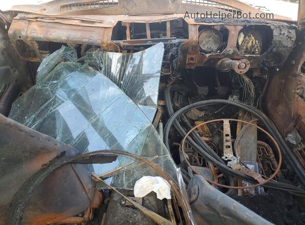 S30123130 1975 OTHER 280Z Burn Առջևի վահանակի տեսք