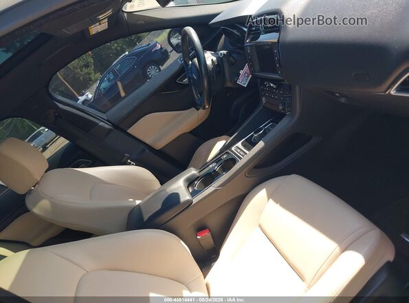 SADCJ2BN6HA492929 2017 JAGUAR F-PACE White Вид салону спереду
