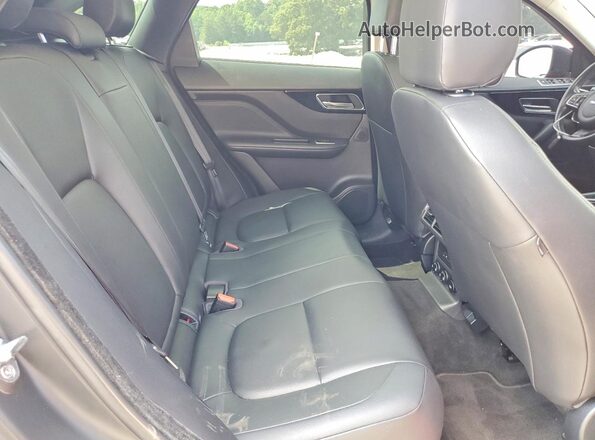 SADCJ2BN6HA494356 2017 JAGUAR F-PACE Red Vista interior trasera