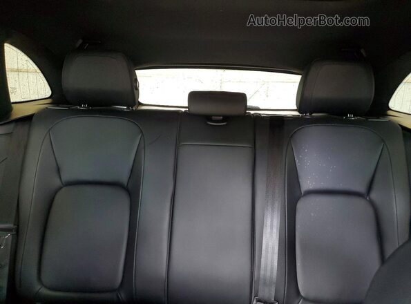SADCJ2BV2HA074142 2017 JAGUAR F-PACE Silver უკანა სავარძლების ხედი