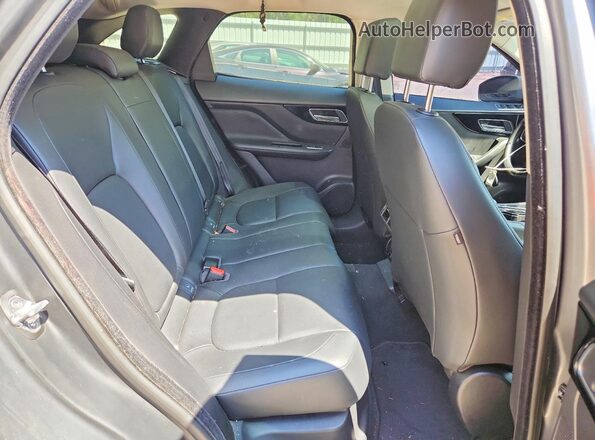 SADCJ2BV2HA895113 2017 JAGUAR F-PACE Gray Vista de los asientos traseros