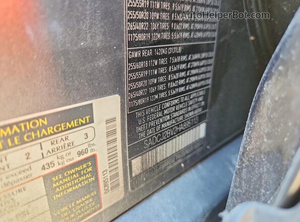 SADCJ2BV2HA895113 2017 JAGUAR F-PACE Gray Vista del compartimento del motor