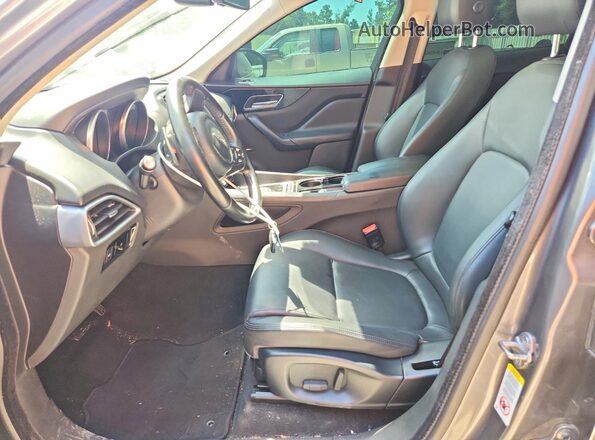 SADCJ2BV2HA895113 2017 JAGUAR F-PACE Gray Vista interior delantera