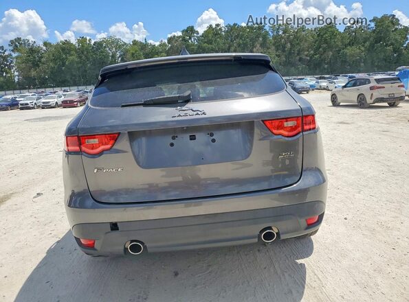 SADCJ2BV4HA057147 2017 JAGUAR F-PACE Gray Widok z tyłu