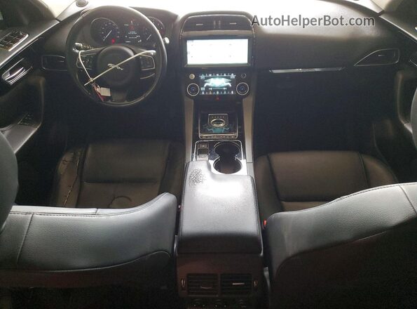 SADCJ2BV4HA085028 2017 JAGUAR F-PACE Silver Vista del salpicadero