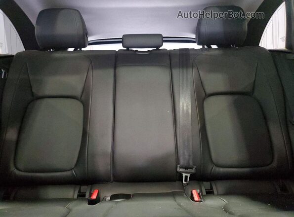 SADCJ2BV4HA089905 2017 JAGUAR F-PACE Black Vista de los asientos traseros