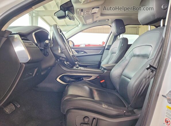 SADCJ2EX0PA710133 2023 JAGUAR F-PACE White Front interior view