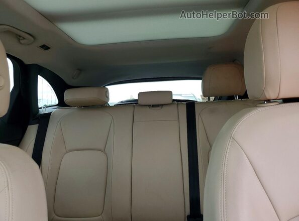 SADCJ2FN1JA263395 2018 JAGUAR F-PACE Blue უკანა სავარძლების ხედი