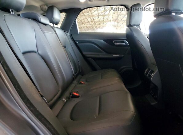 SADCJ2FN2JA261199 2018 JAGUAR F-PACE Black Вид задніх сидінь