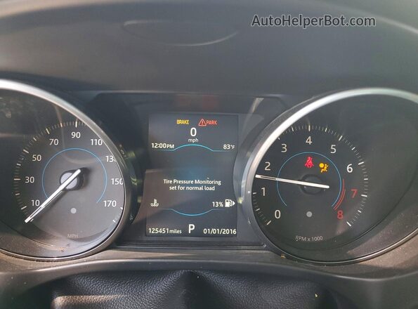 SADCJ2FX1JA281302 2018 JAGUAR F-PACE White Instrument cluster view