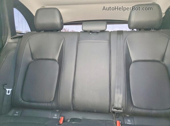SADCJ2FX1JA281302 2018 JAGUAR F-PACE White Rear seats view