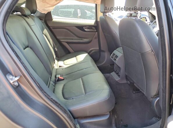 SADCJ2FX1KA369204 2019 JAGUAR F-PACE Black უკანა სალონის ხედი