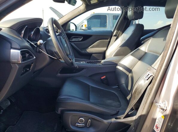 SADCJ2FX3LA622184 2020 JAGUAR F-PACE Silver Widok wnętrza z przodu