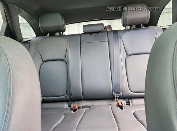 SADCJ2FX7JA257232 2018 JAGUAR F-PACE Black უკანა სავარძლების ხედი