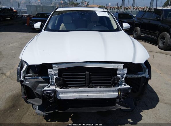 SADCJ2FX7JA279909 2018 JAGUAR F-PACE White Rear interior view