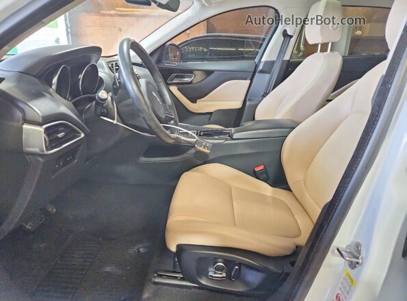 SADCJ2FX8LA637327 2020 JAGUAR F-PACE White Front interior view