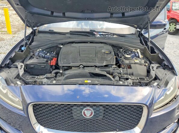 SADCJ2FX9KA395324 2019 JAGUAR F-PACE Blue Vista del compartimento del motor