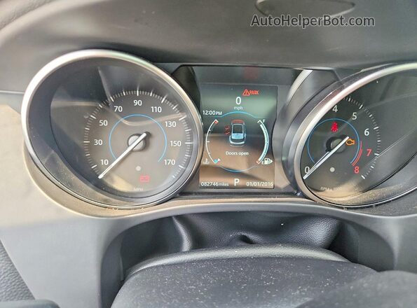 SADCJ2GX1JA235550 2018 JAGUAR F-PACE Белый Вид щитка приборов