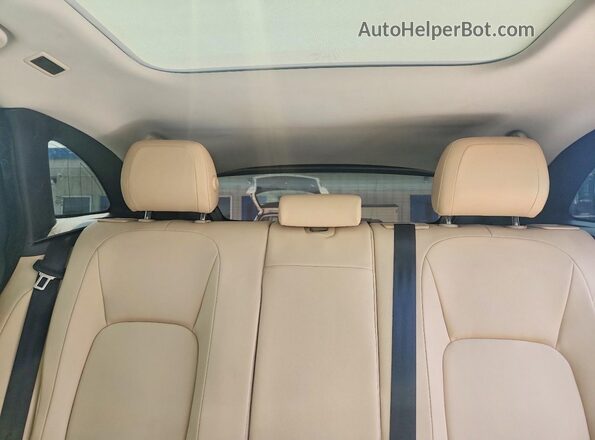 SADCJ2GX1JA235550 2018 JAGUAR F-PACE Белый Вид задних сидений