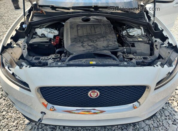 SADCJ2GX1JA235550 2018 JAGUAR F-PACE Белый Вид подкапотного пространства