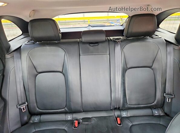 SADCJ2GX6JA236046 2018 JAGUAR F-PACE Black უკანა სავარძლების ხედი