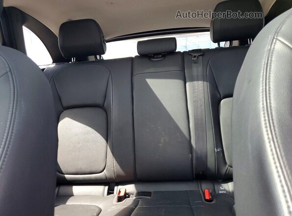 SADCJ2GX7JA235343 2018 JAGUAR F-PACE Black Rear seats view