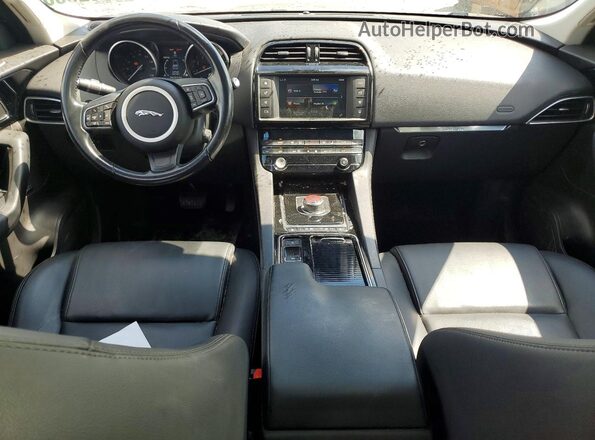 SADCJ2GX7JA235343 2018 JAGUAR F-PACE Black Dashboard view