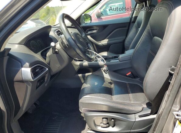 SADCK2BN0HA095021 2017 JAGUAR F-PACE Gray Vista del salpicadero