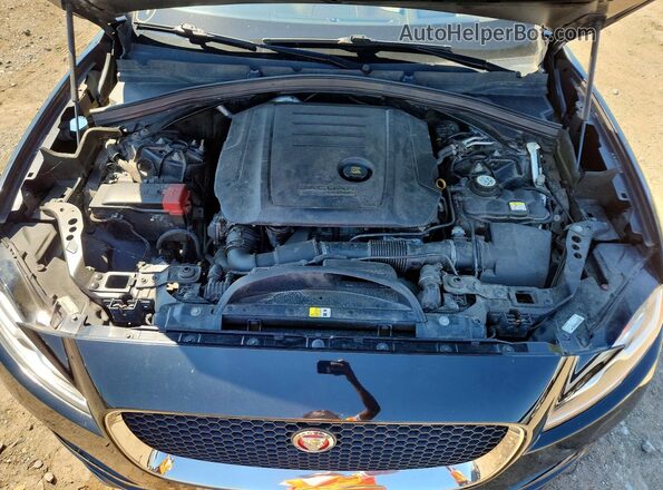 SADCK2BNXHA493093 2017 JAGUAR F-PACE Black Vista del compartimento del motor