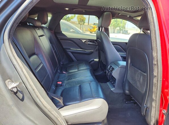 SADCK2BV1HA894760 2017 JAGUAR F-PACE Красный Вид задних сидений