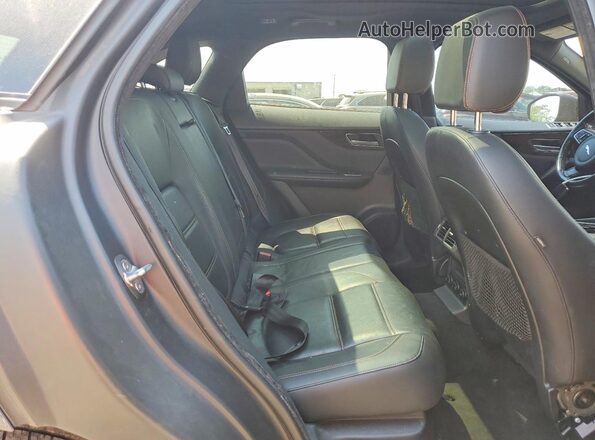 SADCK2BV6HA096674 2017 JAGUAR F-PACE Blue Vista interior trasera