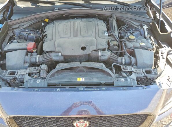 SADCK2BV6HA096674 2017 JAGUAR F-PACE Blue Vista del compartimento del motor