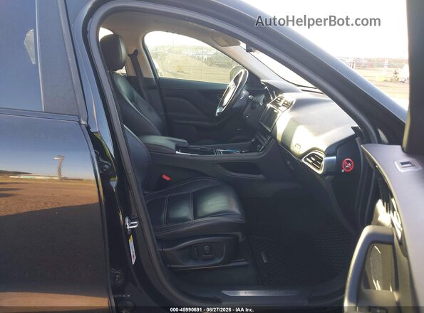 SADCK2FN4JA279720 2018 JAGUAR F-PACE Black Front interior view