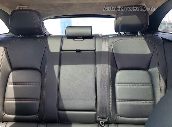 SADCK2FX9LA644445 2020 JAGUAR F-PACE White Вид задніх сидінь