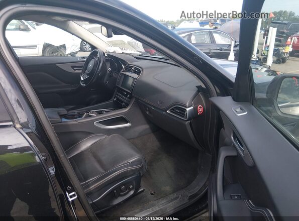 SADCL2BV1HA882430 2017 JAGUAR F-PACE Black წინა სალონის ხედი