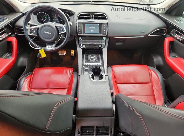 SADCL2BV2HA897471 2017 JAGUAR F-PACE Black Вид панелі приладів