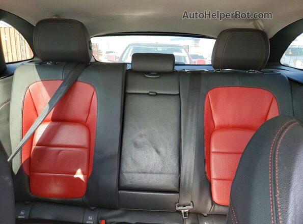 SADCL2BV4HA064772 2017 JAGUAR F-PACE Черный Вид задних сидений