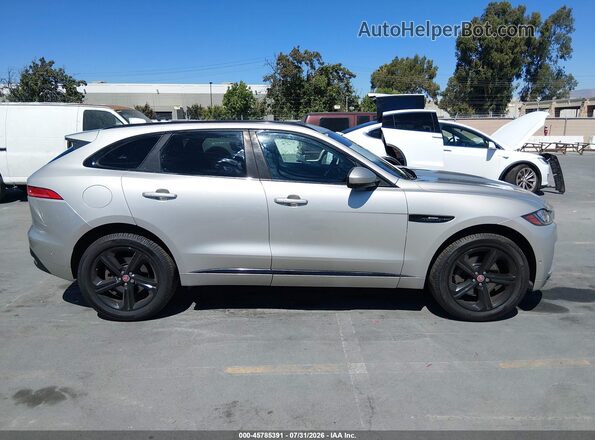 SADCL2BV7HA489984 2017 JAGUAR F-PACE Серебряный Вид задней части салона