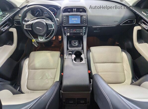 SADCL2BV8HA077928 2017 JAGUAR F-PACE Белый Вид панели приборов
