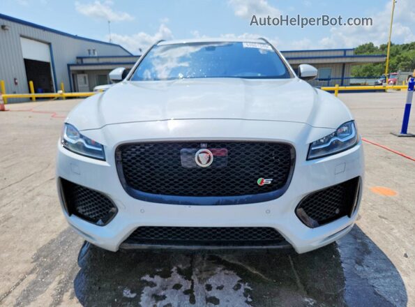SADCM2BV2HA889318 2017 JAGUAR F-PACE White Вид спереду