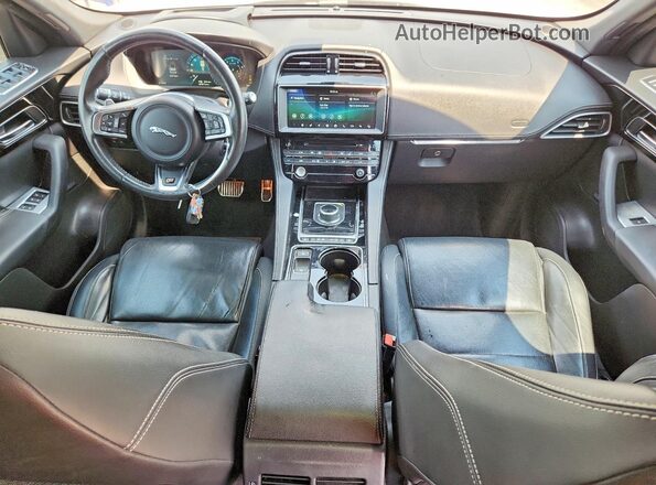 SADCM2BV2HA889318 2017 JAGUAR F-PACE White Вид панелі приладів
